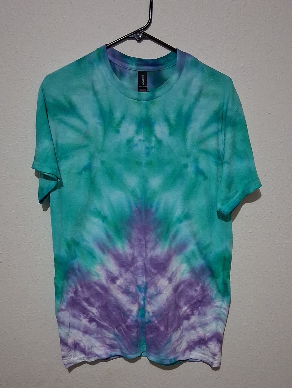 Tie-Dye Unisex T-Shirt in Teal & Purple - Unbranded